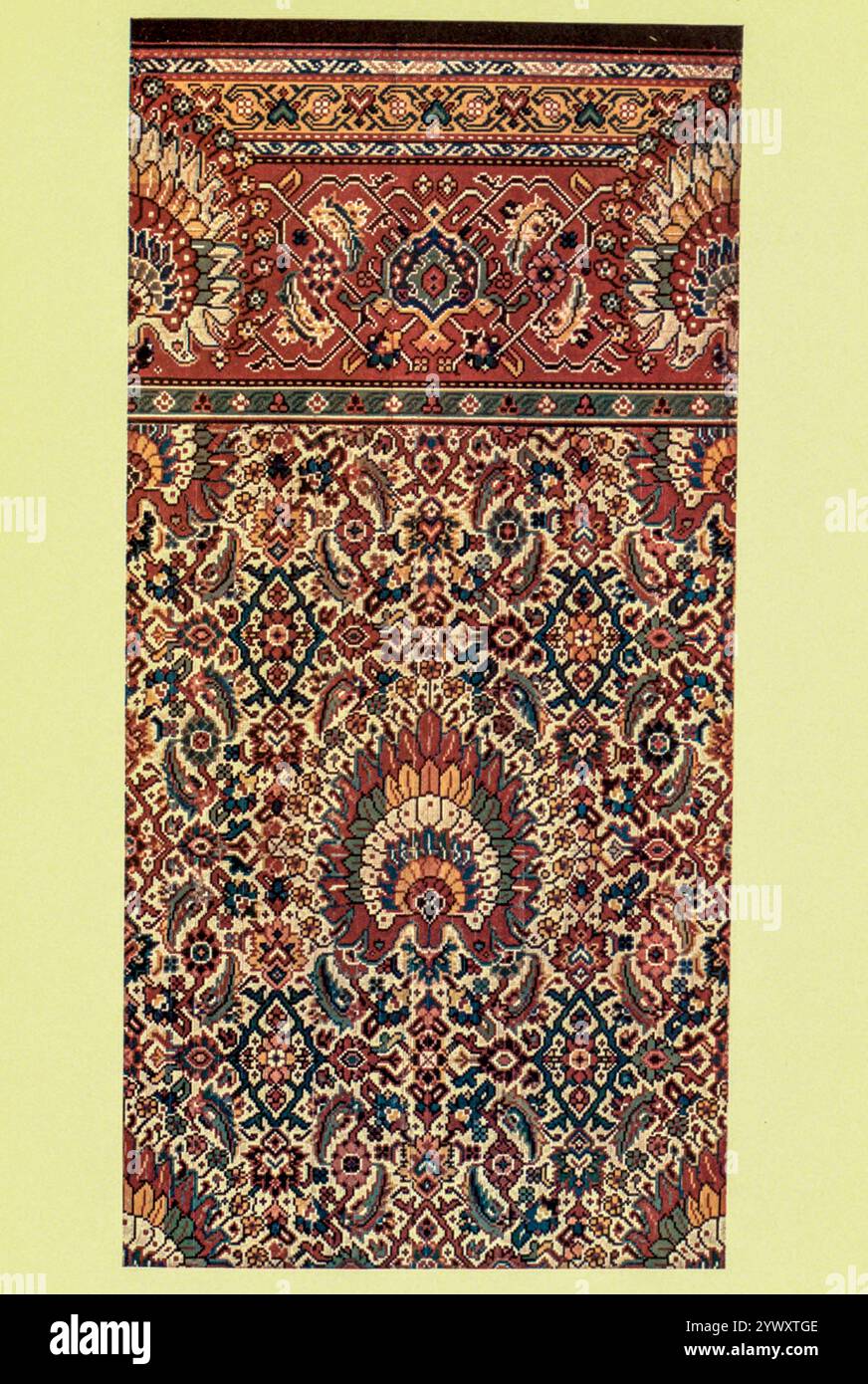 DISPOSITIF SHAH ABBAS DESSIN DE TAPIS JACQUARD montrant le dispositif Shah Abbas, reposant sur un fond de la caractéristique ' Herati ' dessin de ' tapis orientaux, coureurs et tapis et quelques reproductions Jacquard ' de Sydney Humphries, publié par Adam et Charles Black 1910 Banque D'Images