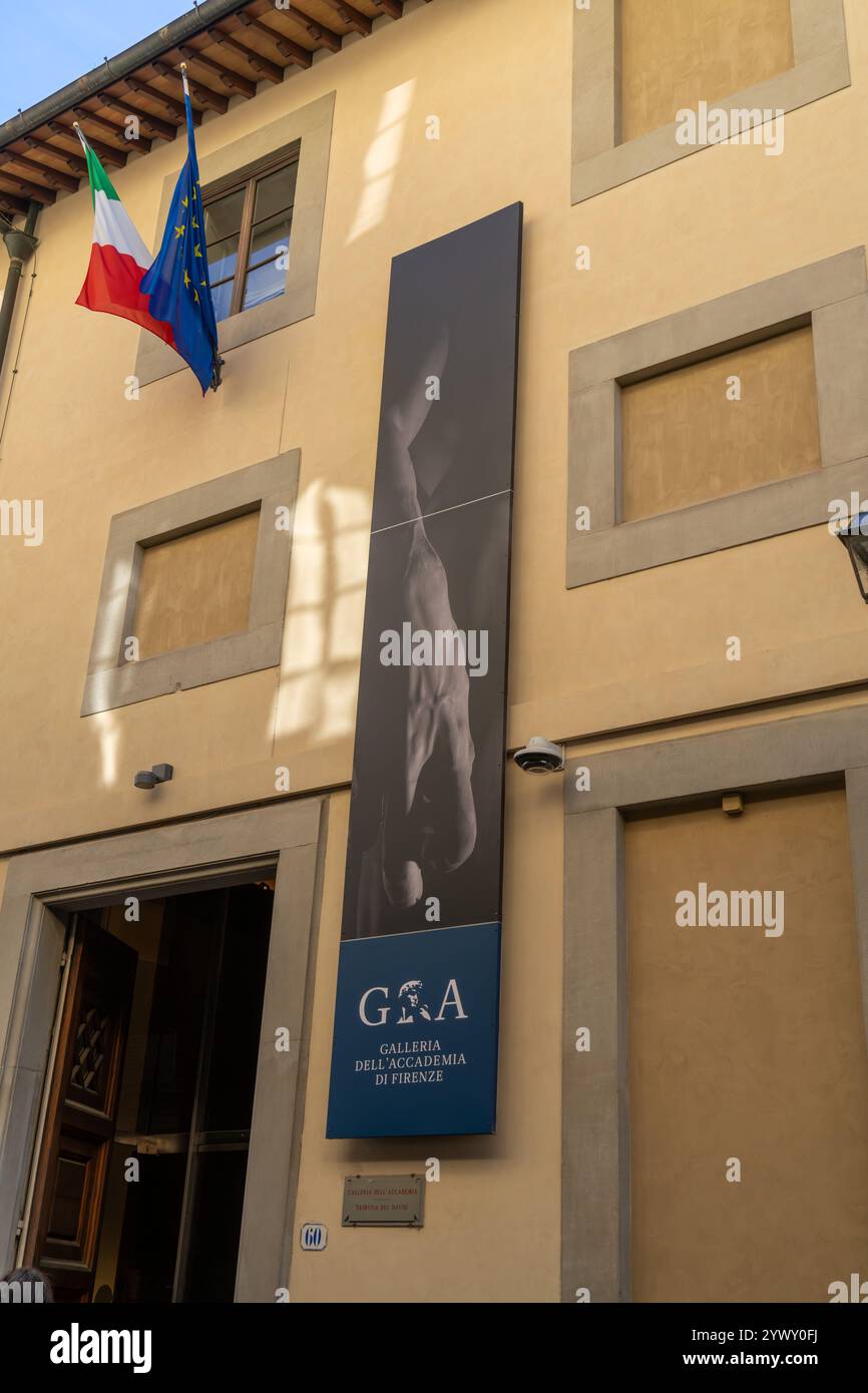 Un panneau à l'extérieur de la Galerie de l'Académie à Florence, Italie. Banque D'Images