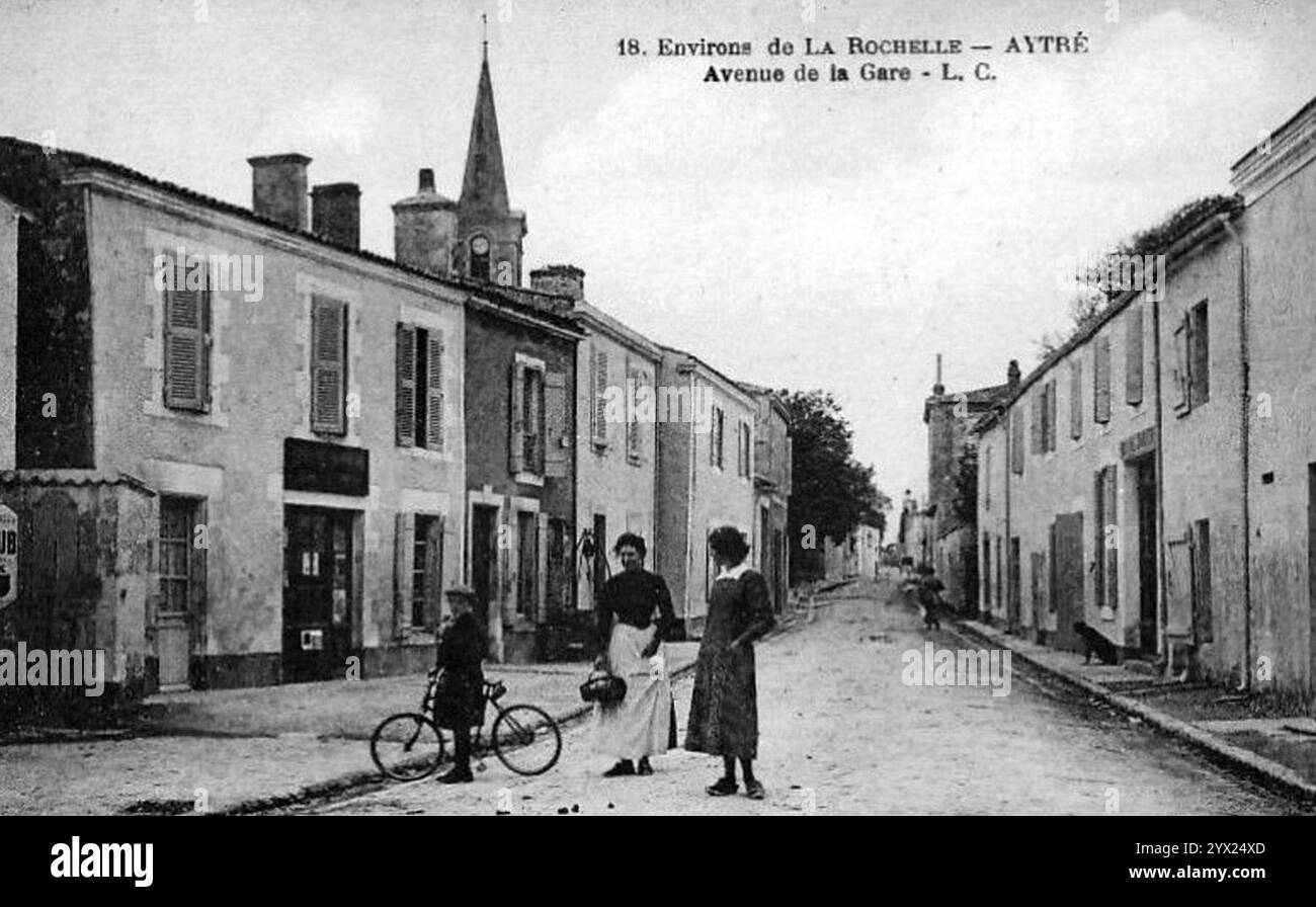 CPA Avenue de la Gare - Aytré -environs de la Rochelle LC 1900. Banque D'Images