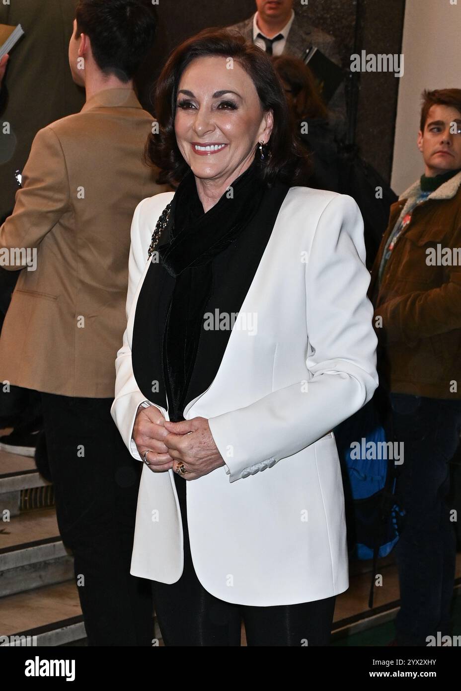 Londres, Royaume-Uni. 12 décembre 2024. Shirley Ballas assiste à la soirée « Robin Hood » London palladium Panto Press au London palladium à Londres, en Angleterre. ROYAUME-UNI. Jeudi 12 décembre 2024 crédit : Famous/Alamy Live News Banque D'Images
