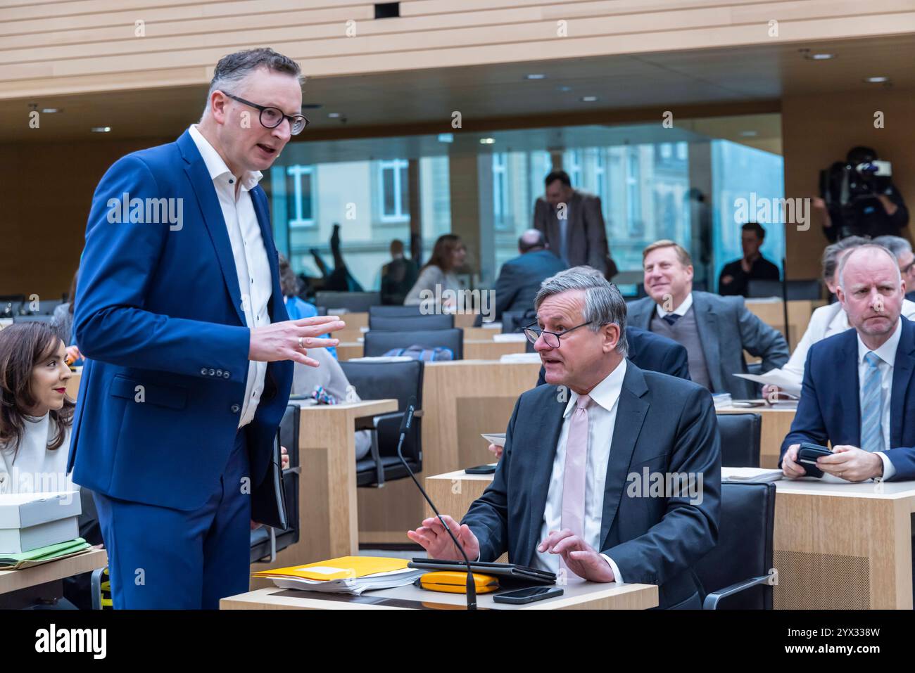 Andreas Schwarz, Vorsitzender Grüne Landtagsfraktion, Dr Hans-Ulrich Rülke, Vorsitzender der FDP/DVP-Landtagsfraktion. Auftaktsitzung zur Beratung de Banque D'Images