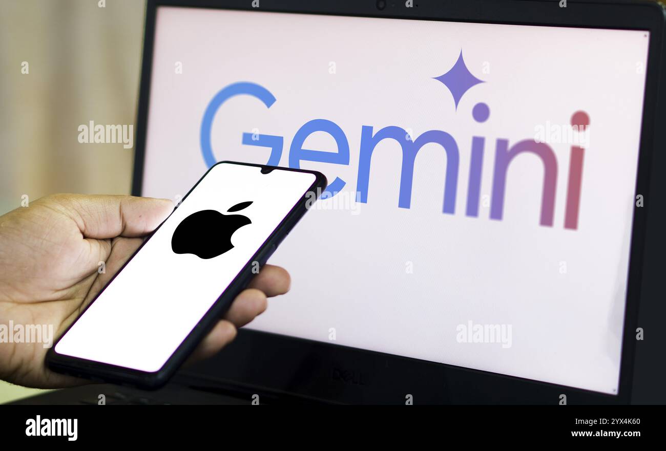 Logo Google Gemini ai avec Apple . Banque D'Images