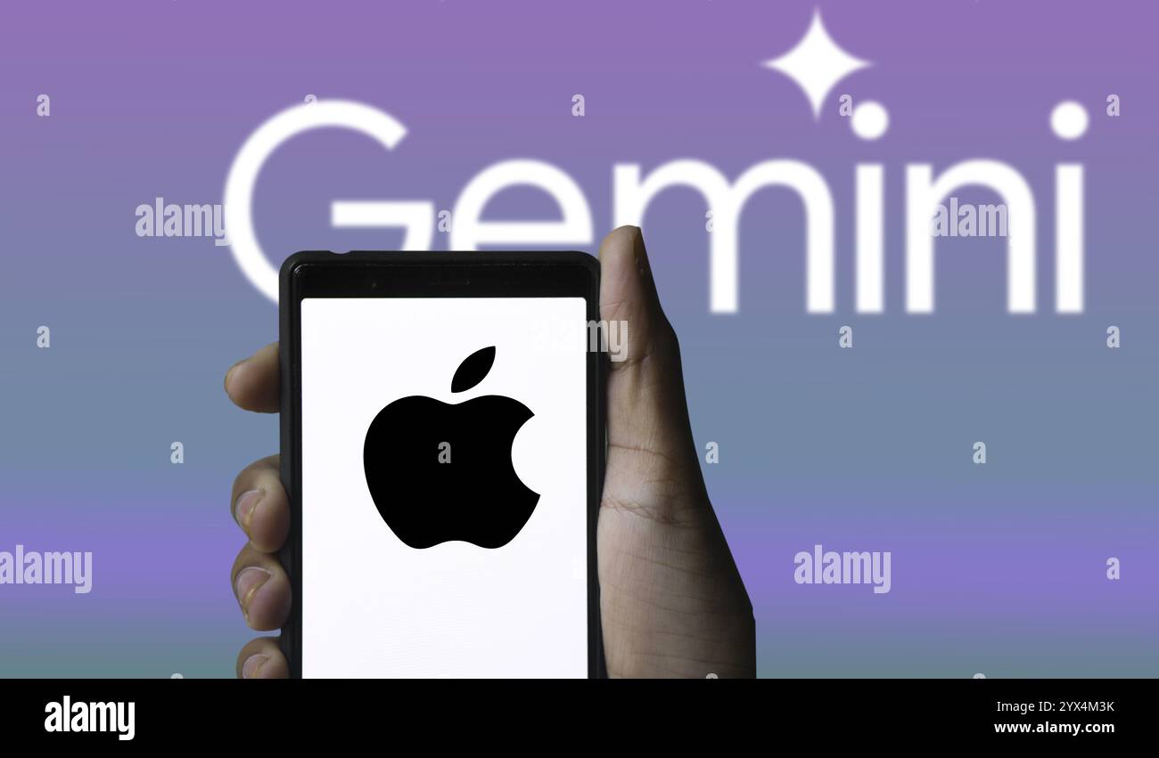 Logo Google Gemini ai avec Apple . Banque D'Images