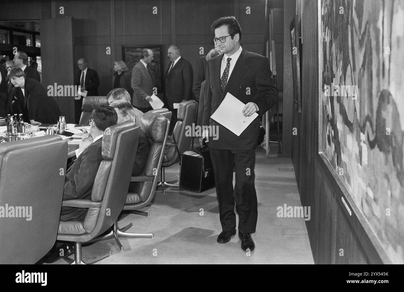 Allemagne, Bonn, 02.02.1994 Archive : 46-01-19 Réunion du Cabinet photo : Klaus Kinkel, ministre fédéral des Affaires étrangères [traduction automatique] Banque D'Images