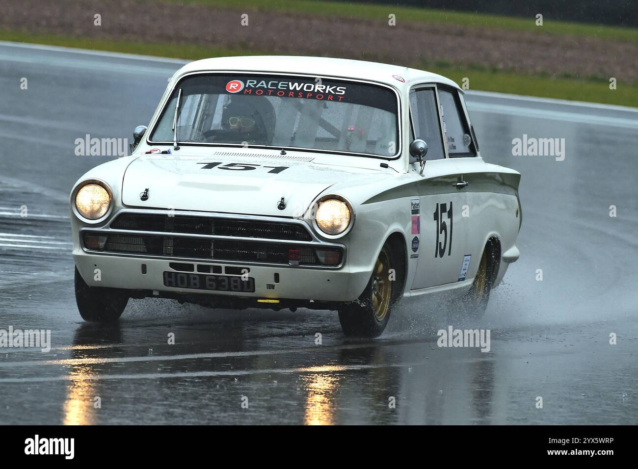 Allan Thom, Ford Lotus Cortina, Adrian flux Trophy pour MRL Historic Touring car Challenge initialement prévu pour cinquante minutes de course avec un OPT Banque D'Images