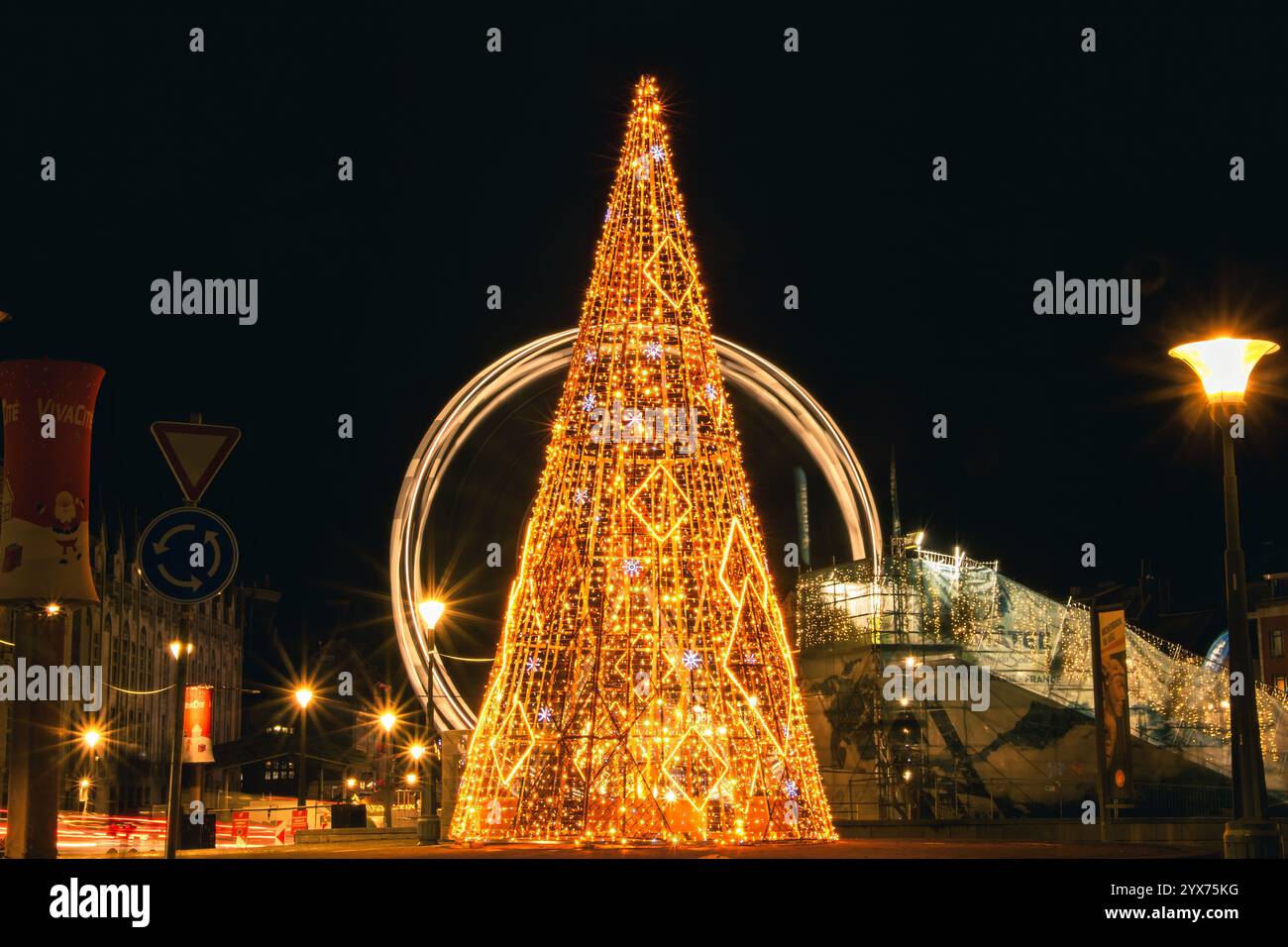 Village de Noel à Liège 2024, Belgique. Nouvel an 2025, Village de Noël de Liège et marché de Noël Banque D'Images