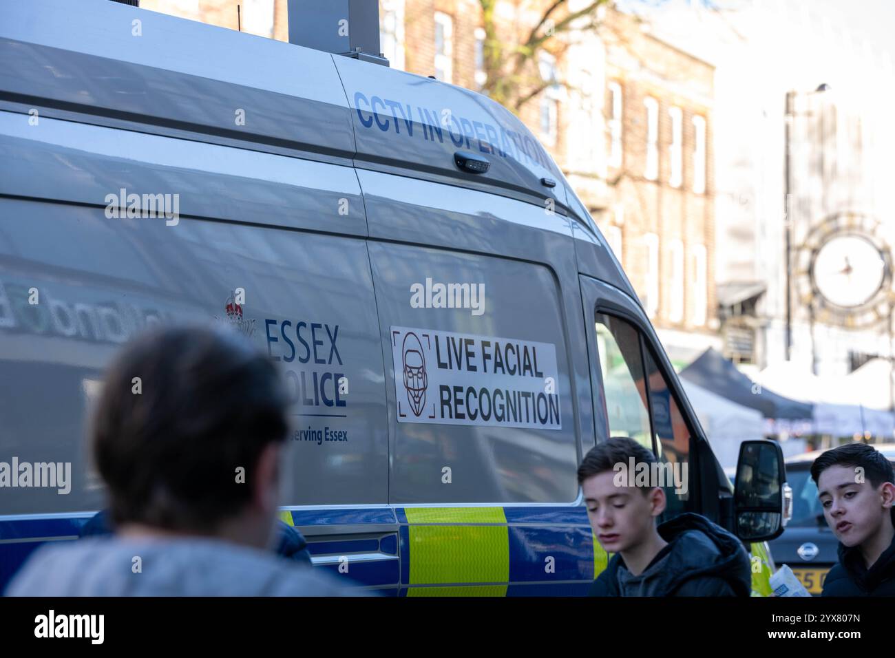 Brentwood Essex 14th Dec 2024 répression du crime de Noël par la police d'Essex en utilisant des fourgonnettes de reconnaissance faciale en direct (LFR) sur la rue High, Brentwood Essex crédit : Ian Davidson / Alamy Live News Banque D'Images