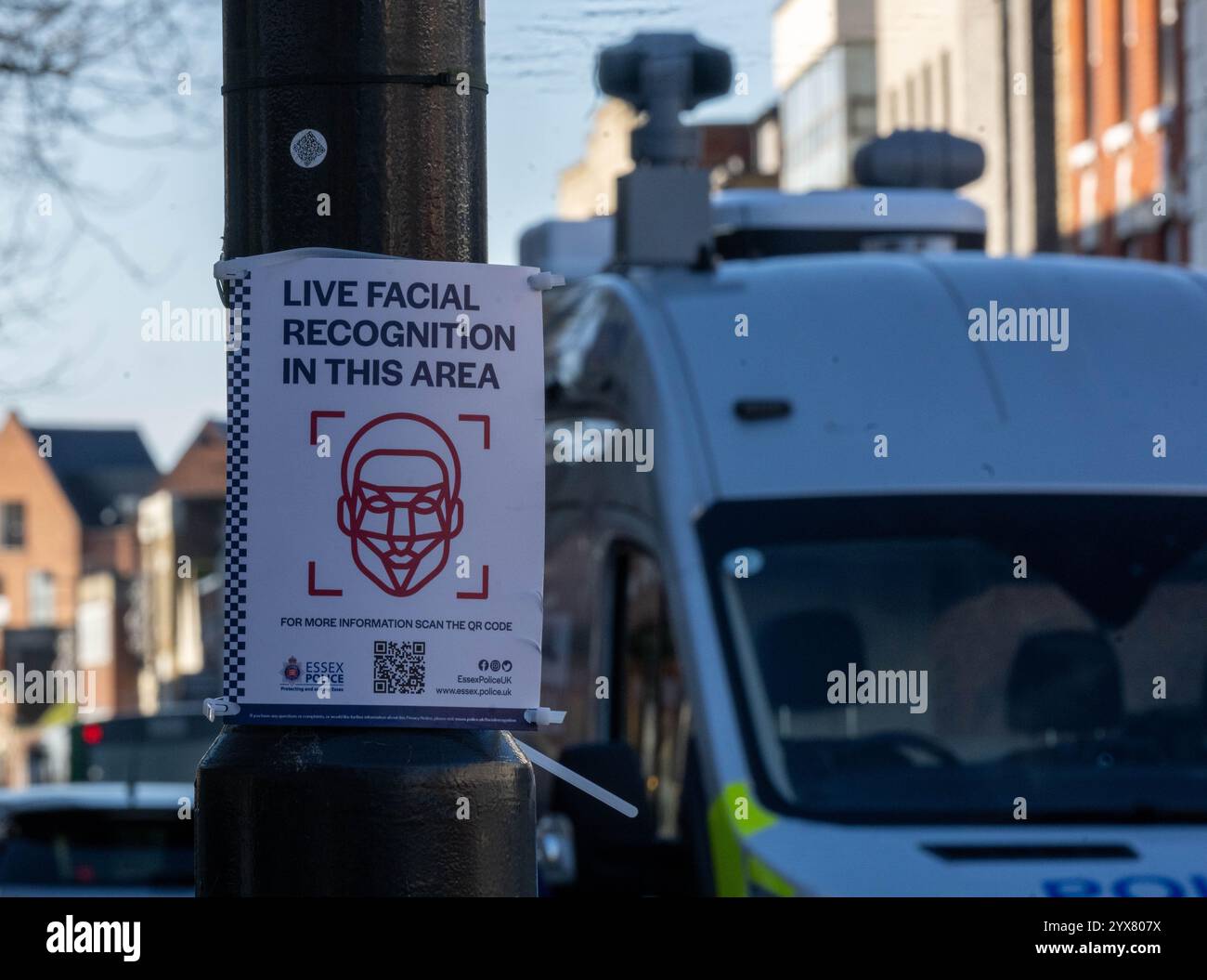 Brentwood Essex 14th Dec 2024 répression du crime de Noël par la police d'Essex en utilisant des fourgonnettes de reconnaissance faciale en direct (LFR) sur la rue High, Brentwood Essex crédit : Ian Davidson / Alamy Live News Banque D'Images