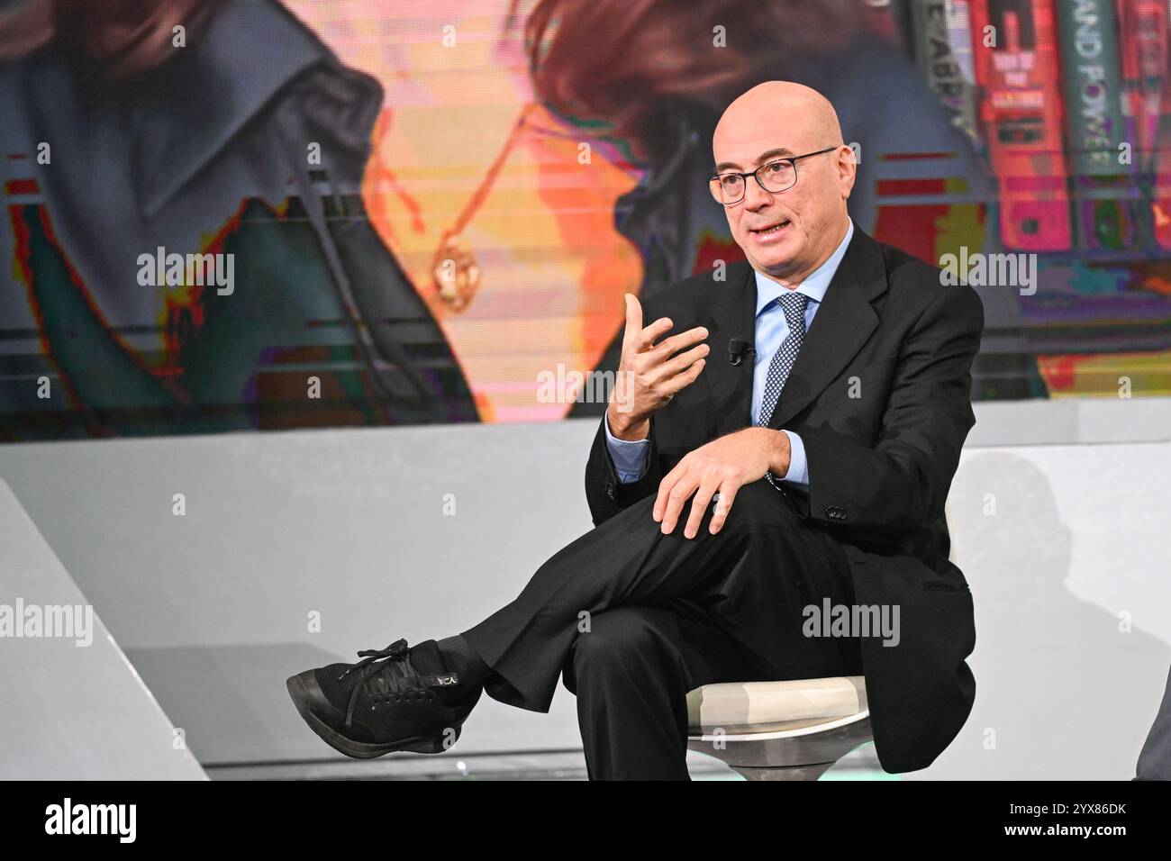 Milan, Italie. 14 décembre 2024. Milan, RAI 3 programme TV 'TV-TALK' dans la photo : Aldo Cazzullo crédit : Agence photo indépendante / Alamy Live News Banque D'Images