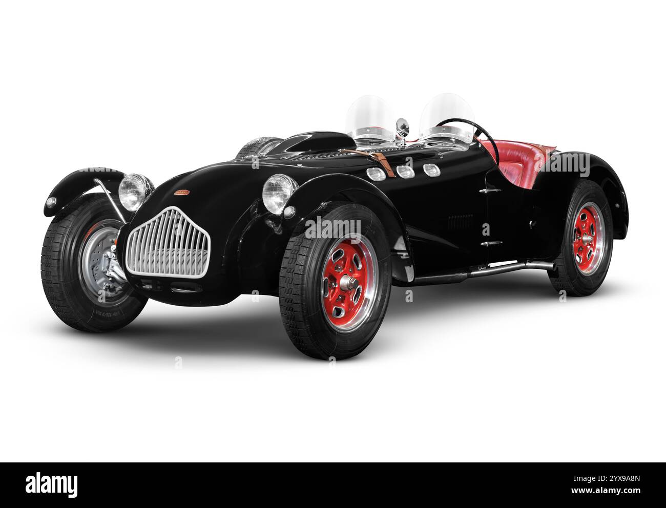 1952 Allard J2X noir vintage voiture de sport britannique isolé sur fond blanc avec chemin de clipping Banque D'Images