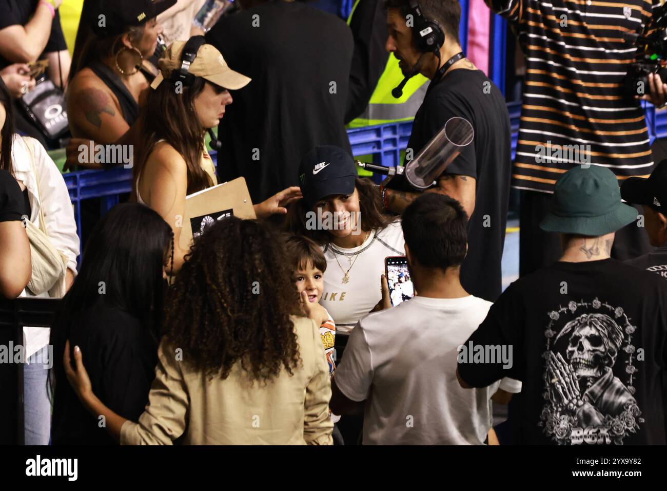 Sao Paulo, Sao Paulo, Brésil. 14 décembre 2024. Sao paulo (sp), 12/14/2024 - sls/skate/sp - la skatrice rayssa leal (brésil), rencontre ses fans lors des qualifications sls super Crown 2024, ce samedi (14), au gymnase ibirapuera, au sud de sao paulo. (Crédit image : © Leco Viana/TheNEWS2 via ZUMA Press Wire) USAGE ÉDITORIAL SEULEMENT! Non destiné à UN USAGE commercial ! Banque D'Images