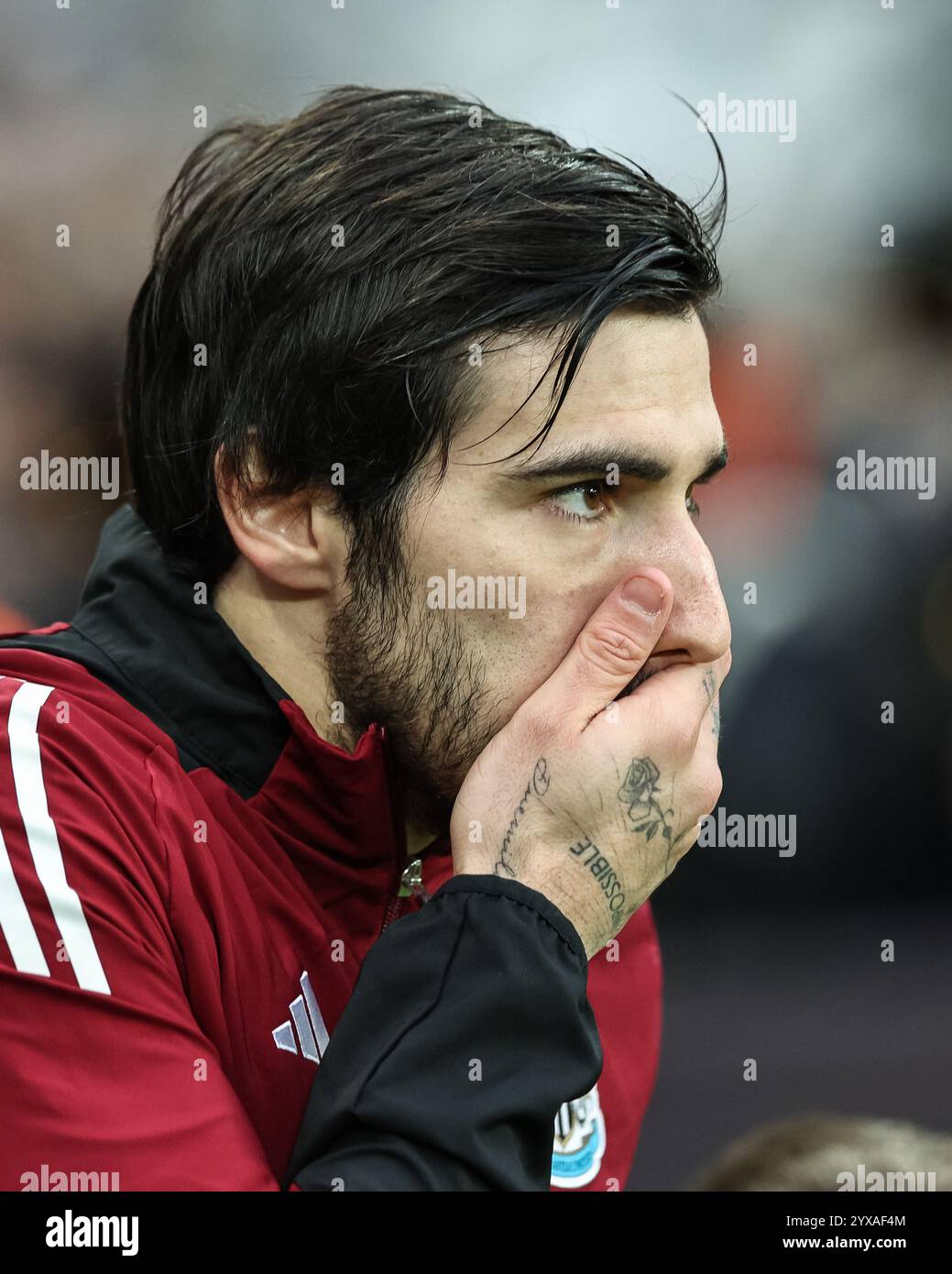 Sandro TONALi de Newcastle United avec son tatouage à la main lors du match de premier League Newcastle United vs Leicester City au James's Park, Newcastle, Royaume-Uni, 14 décembre 2024 (photo Mark Cosgrove/News images) Banque D'Images