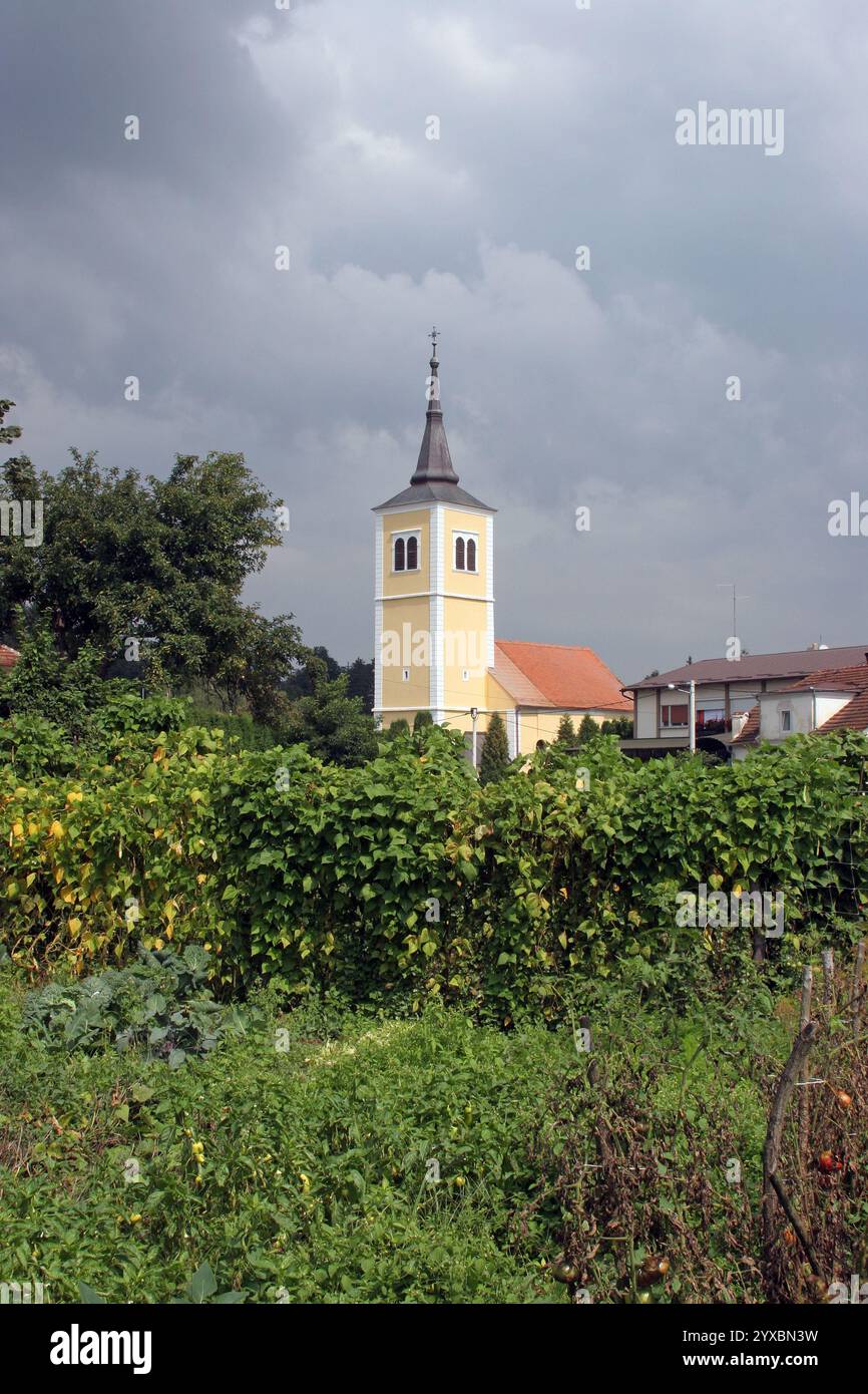 Église paroissiale de Sainte Trinité à Klenovnik, Croatie Banque D'Images