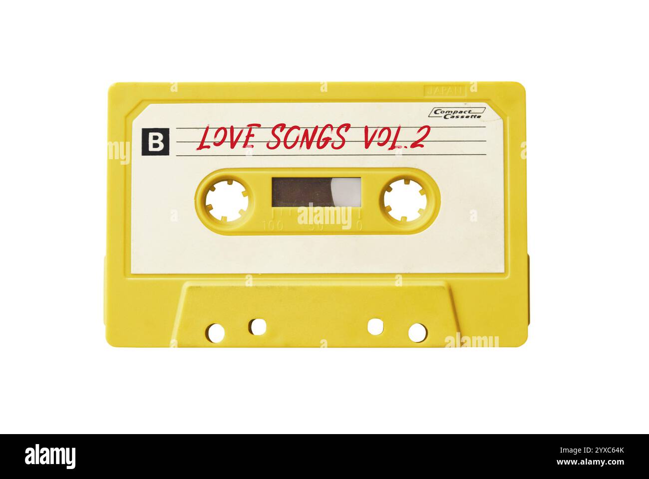 Cassette audio compacte vintage avec une compilation de chansons d'amour isolées sur fond blanc Banque D'Images