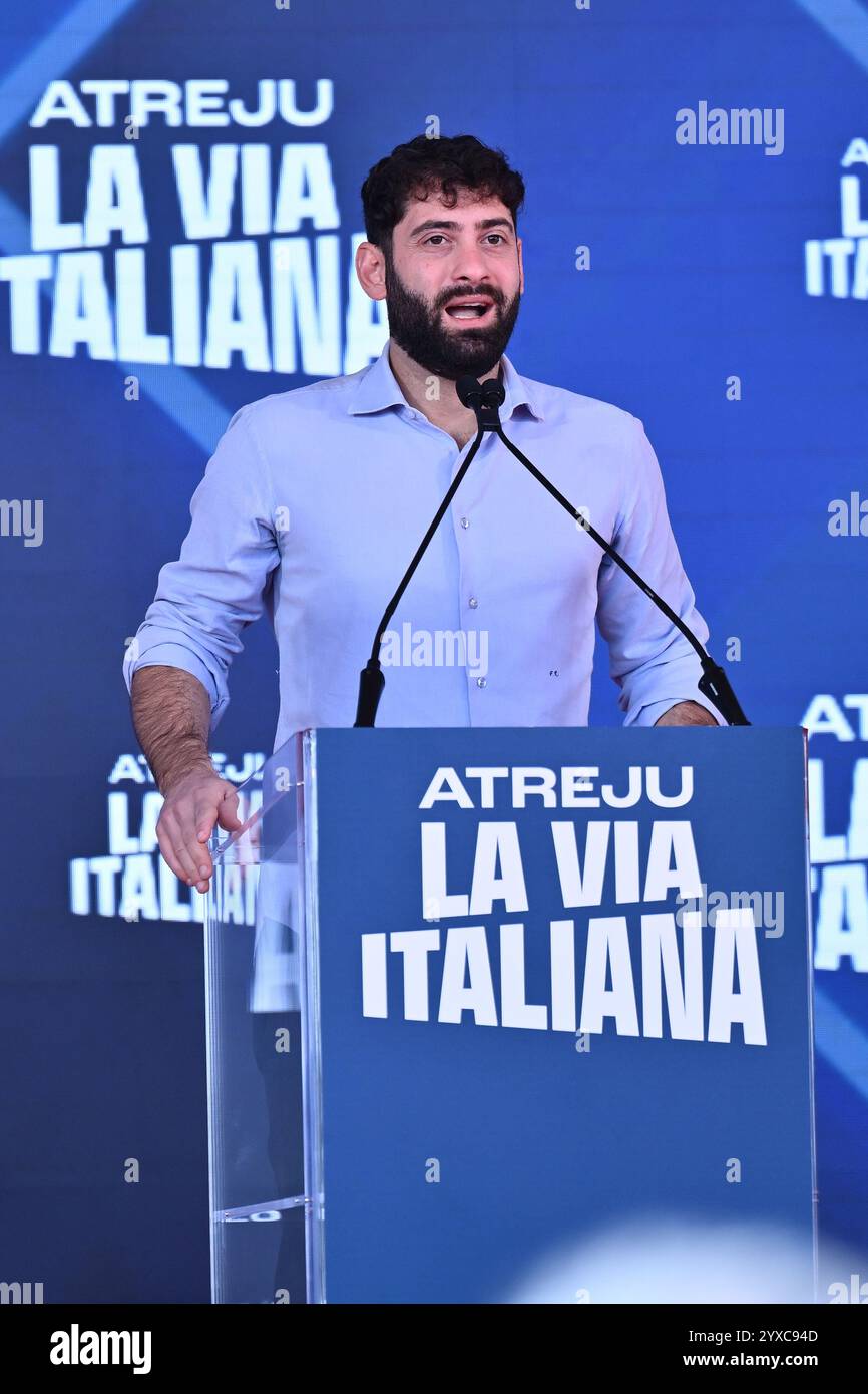 Rome, Italie. 15 décembre 2024. Fabio Roscani Fratelli d'Italia Vice-président et Président National de la Jeunesse assiste à l'événement Atreju, la fête des Frères d'Italie au Circus Maximus. 25ème édition d'Atreju, la fête Fratelli d'Italia s'est tenue au Cirque Maximus, à Rome. Crédit : SOPA images Limited/Alamy Live News Banque D'Images