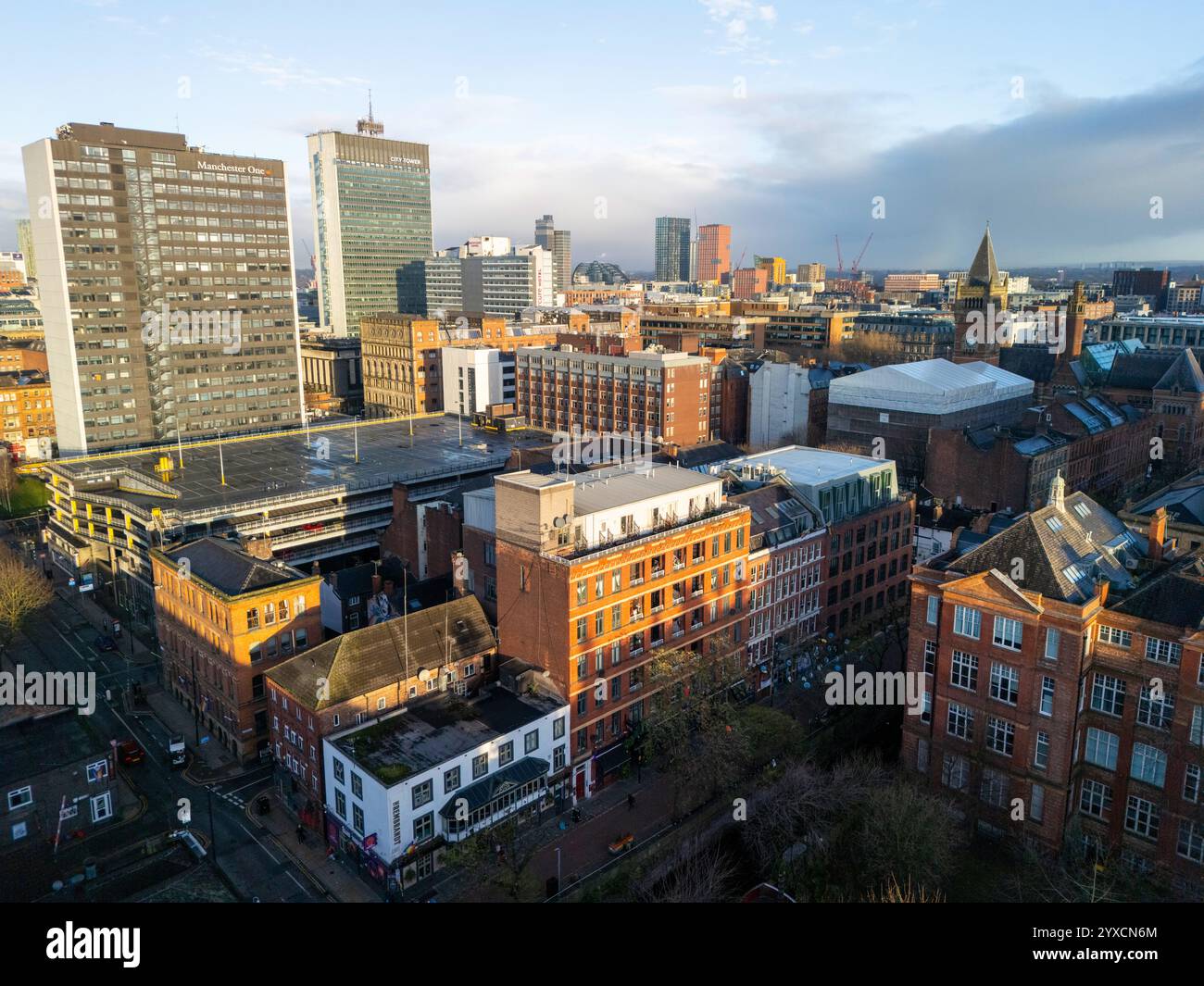 Image aérienne panoramique du centre-ville de Manchester. Banque D'Images