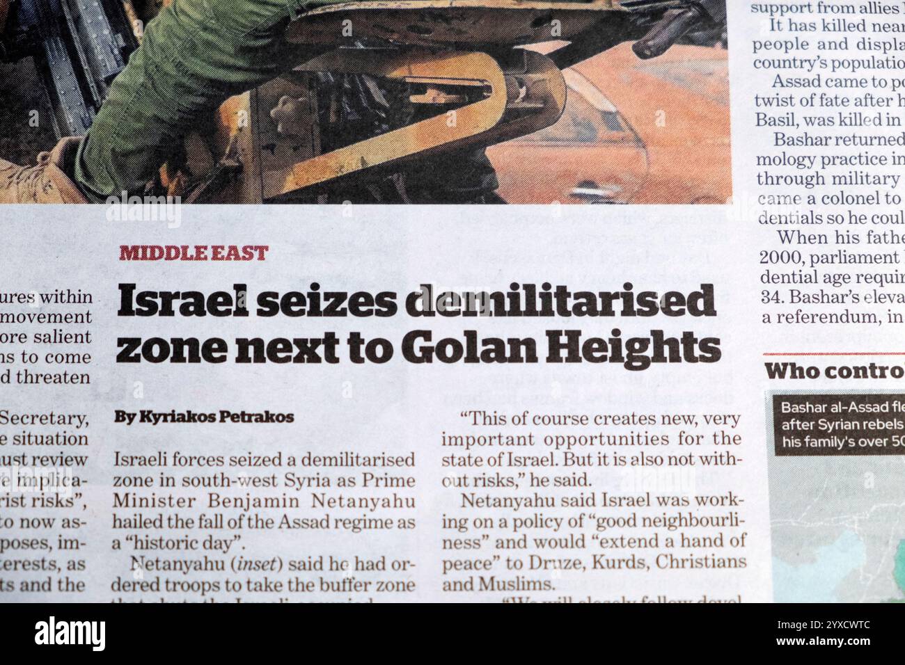 'Israël s'empare de la zone démilitarisée à côté des hauteurs du Golan' i titre du journal chute du régime d'Assad en Syrie article 10 décembre 2024 Londres Royaume-Uni Banque D'Images