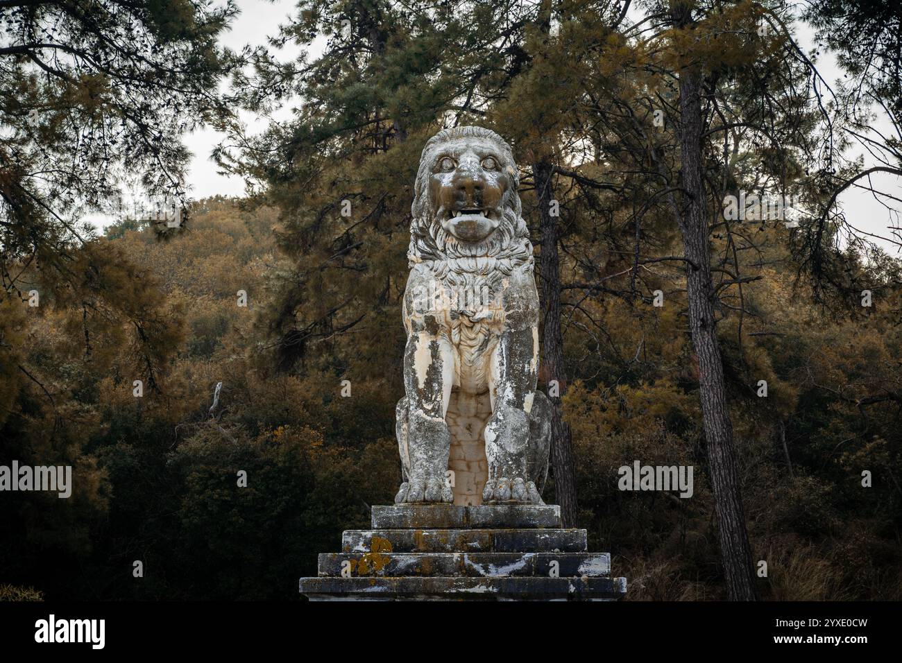 Lion d'Amphipolis (Amphipolis, Macédoine). Monument funéraire du IVe siècle av. J.-C. érigé en l'honneur de l'amiral Laomedon de Lesbos Banque D'Images