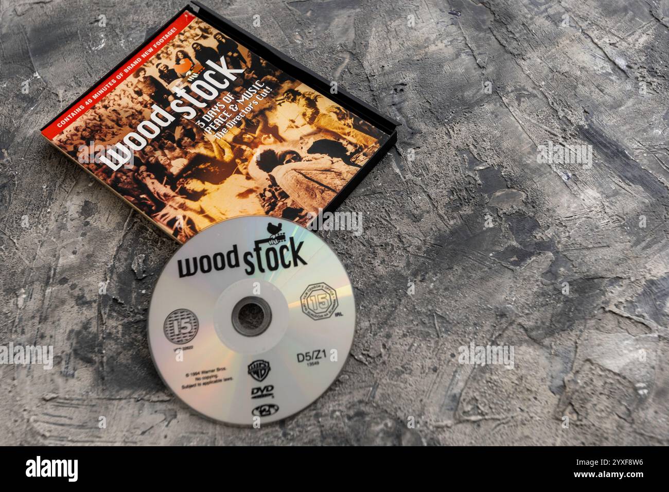 1994 réalisateurs coupent de la sortie de 1970 Woodstock un documentaire de trois jours de festival de musique tenu dans la boue et le chaos mettant en vedette de nombreux groupes importants Banque D'Images