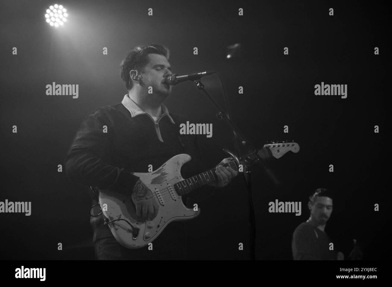 Heart of Gold se produisant au SWG3, Glasgow, le 9 décembre 2024 James Edmond/Alamy Live News Banque D'Images