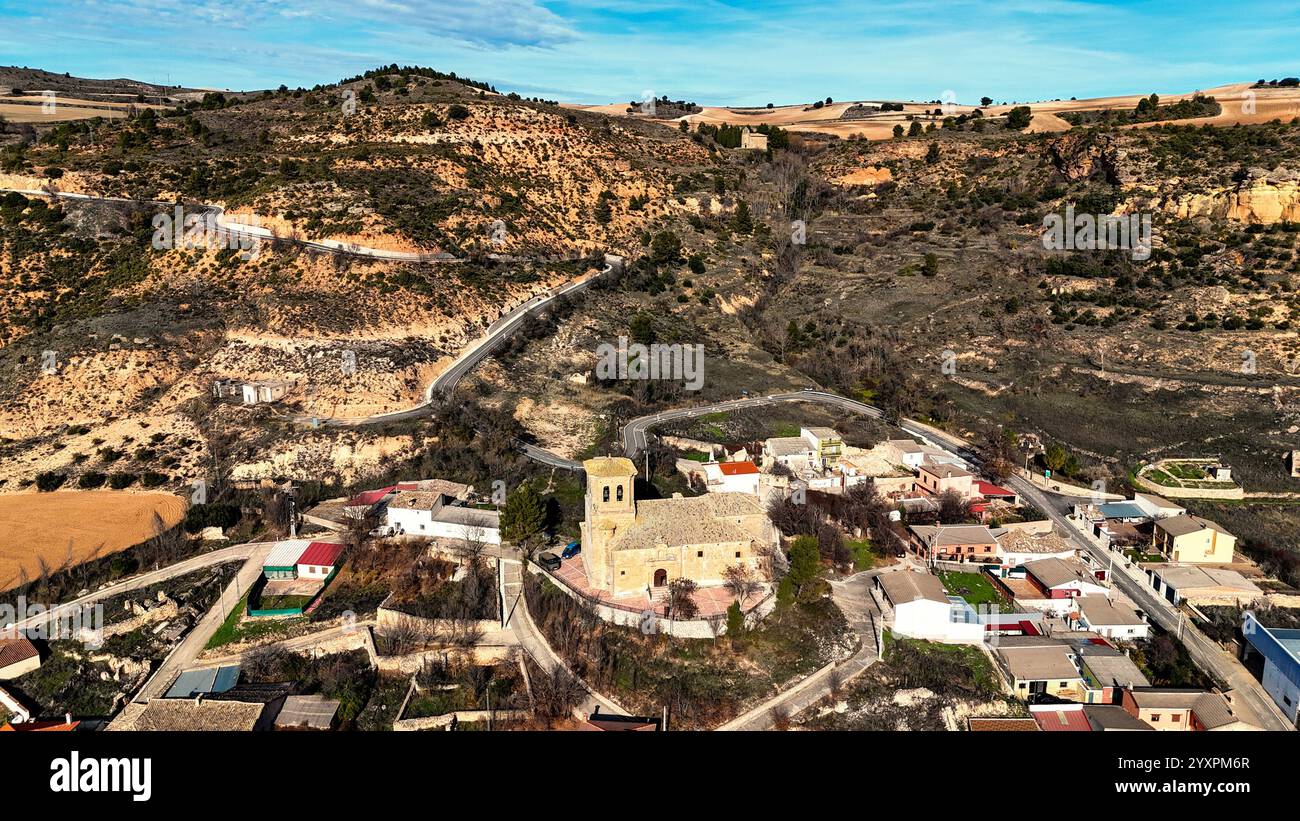 Defaultvue aérienne d'une petite ville de l'Espagne non peuplée. Banque D'Images