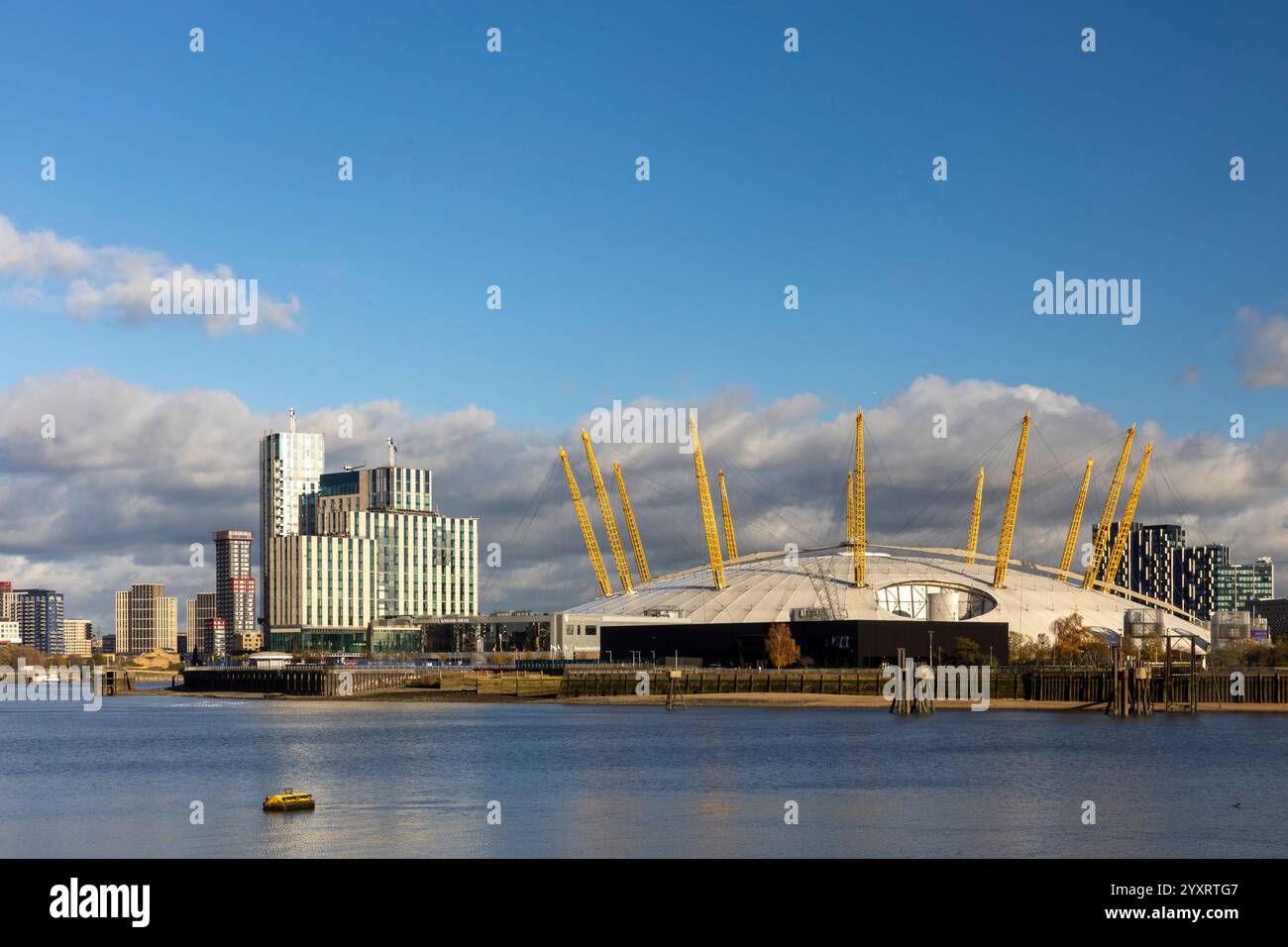 Greenwich, Londres, Royaume-Uni – 1er décembre 2024. L'O2 Centre se trouve sur les rives de la Tamise. À l'origine comme le Millennium Dome, il est devenu une terre Banque D'Images