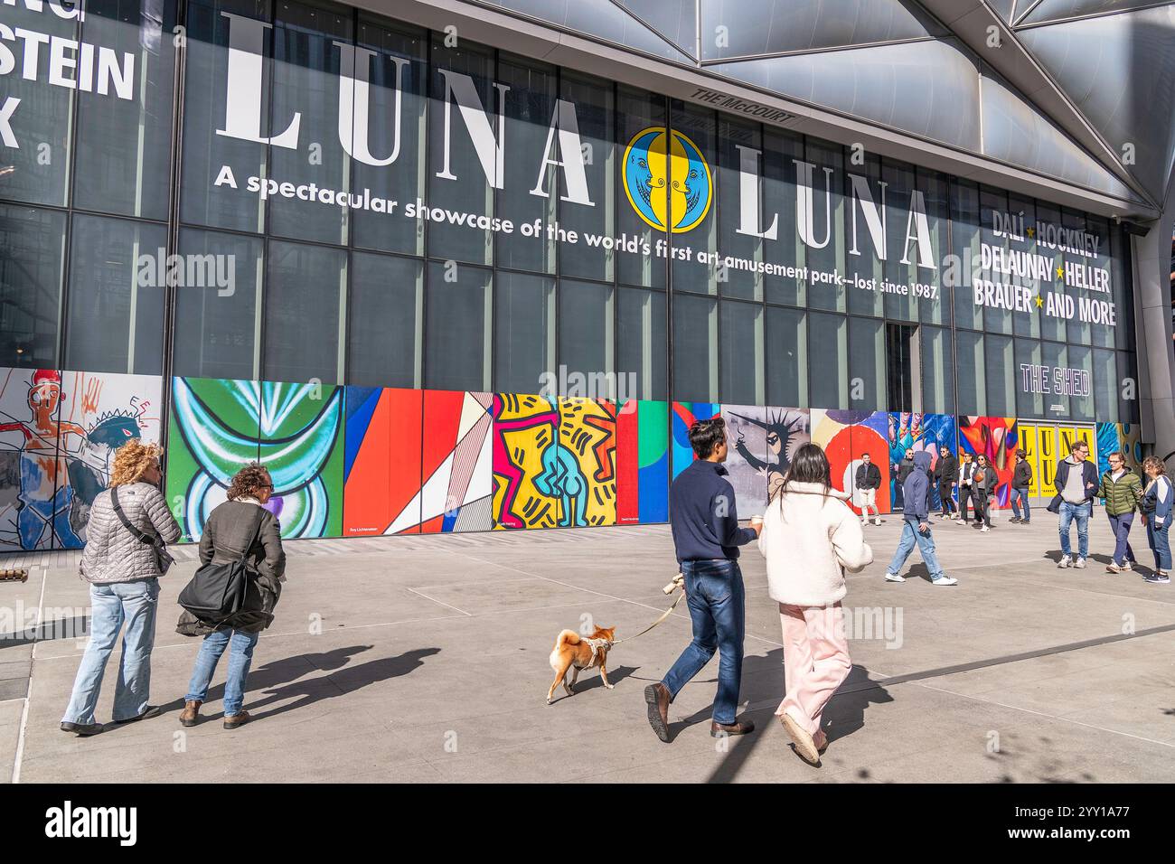 New York, New York, États-Unis – 26 octobre 2024 : exposition artistique Luna Luna au centre culturel Shed Hudson Yards, Manhattan à New York, New York, États-Unis. Banque D'Images