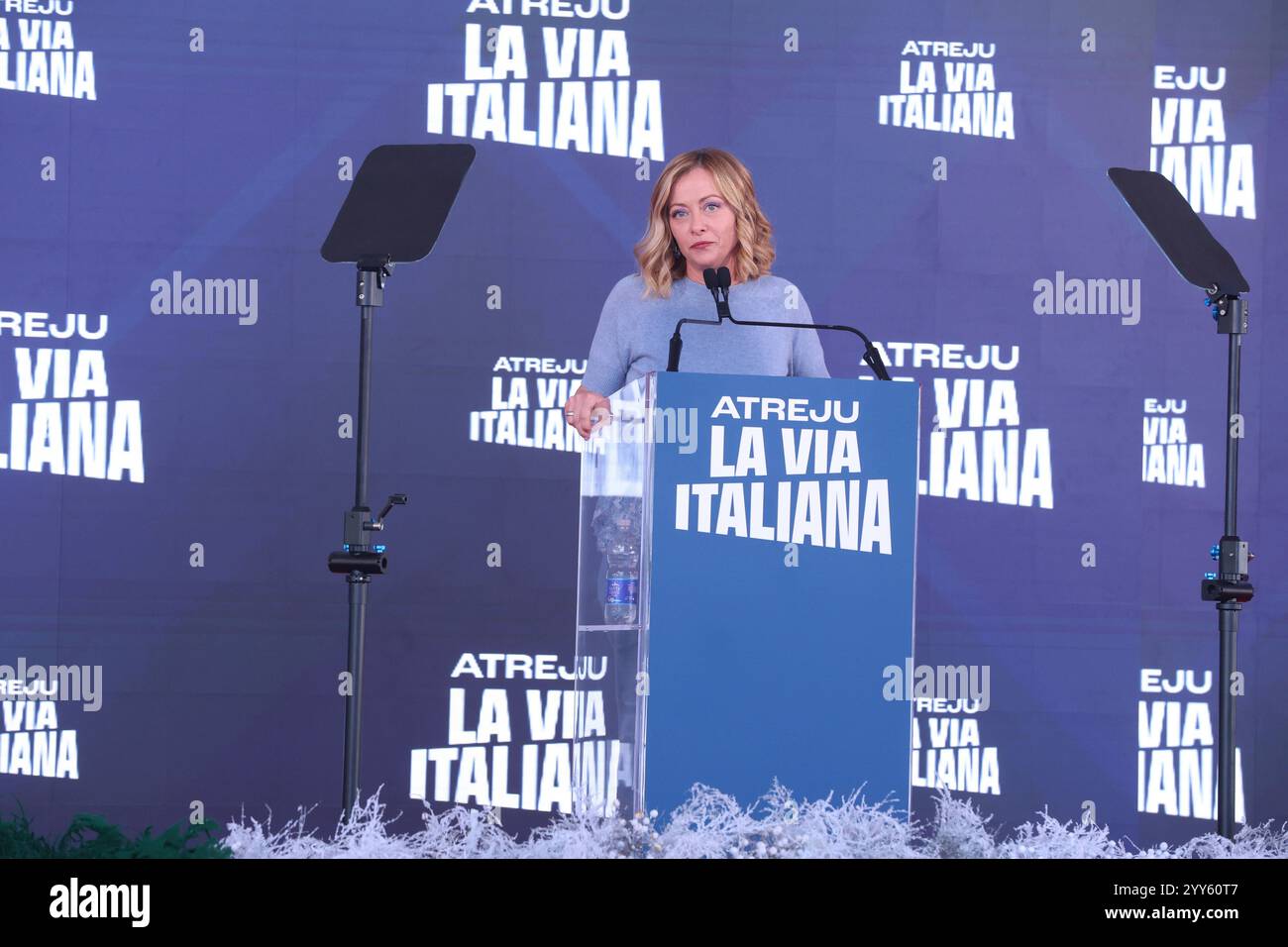 Rome, Italie. 15 décembre 2024. Le premier ministre italien Giorgia Meloni parle au parti italien Fratelli d'Italia de l'Atreju 2024 au Circo Massimo à Rome. (Photo de Paolo Pizzi/Pacific Press/Sipa USA) crédit : Sipa USA/Alamy Live News Banque D'Images