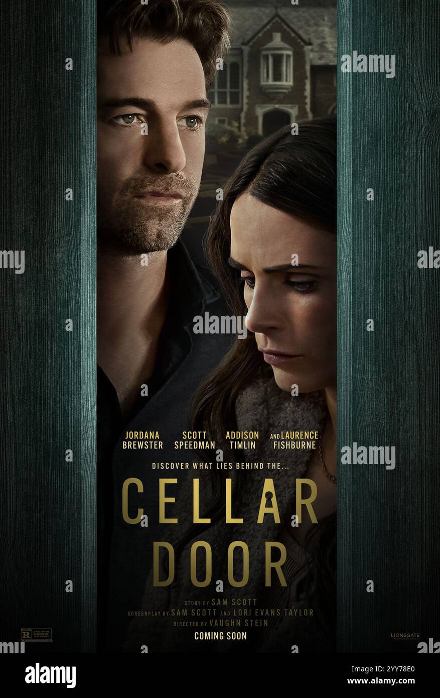 DATE DE SORTIE : 1er novembre 2024. TITRE : porte de cave. STUDIO : Lionsgate. RÉALISATEUR : Vaughn Stein. PARCELLE : à la recherche d'un nouveau départ après une fausse couche, un couple se retrouve à se faire offrir la maison de leurs rêves avec une mise en garde qu'ils ne peuvent jamais ouvrir la porte de la cave. Qu'ils puissent vivre sans savoir déclenche des conséquences choquantes. STARRING : SCOTT SPEEDMAN comme John, JORDANA BREWSTER comme sera affiche optimisée (Credit image : © Lionsgate/Entertainment Pictures/ZUMAPRESS.com) USAGE ÉDITORIAL SEULEMENT! Non destiné à UN USAGE commercial ! Banque D'Images