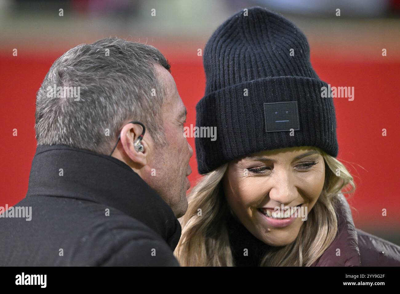 Lothar Matthaeus, expert RTL TV, portrait, en discussion avec Laura Papendick, journaliste présentatrice, sourires, UEFA Conference League, Voith-Arena, Heidenhe Banque D'Images