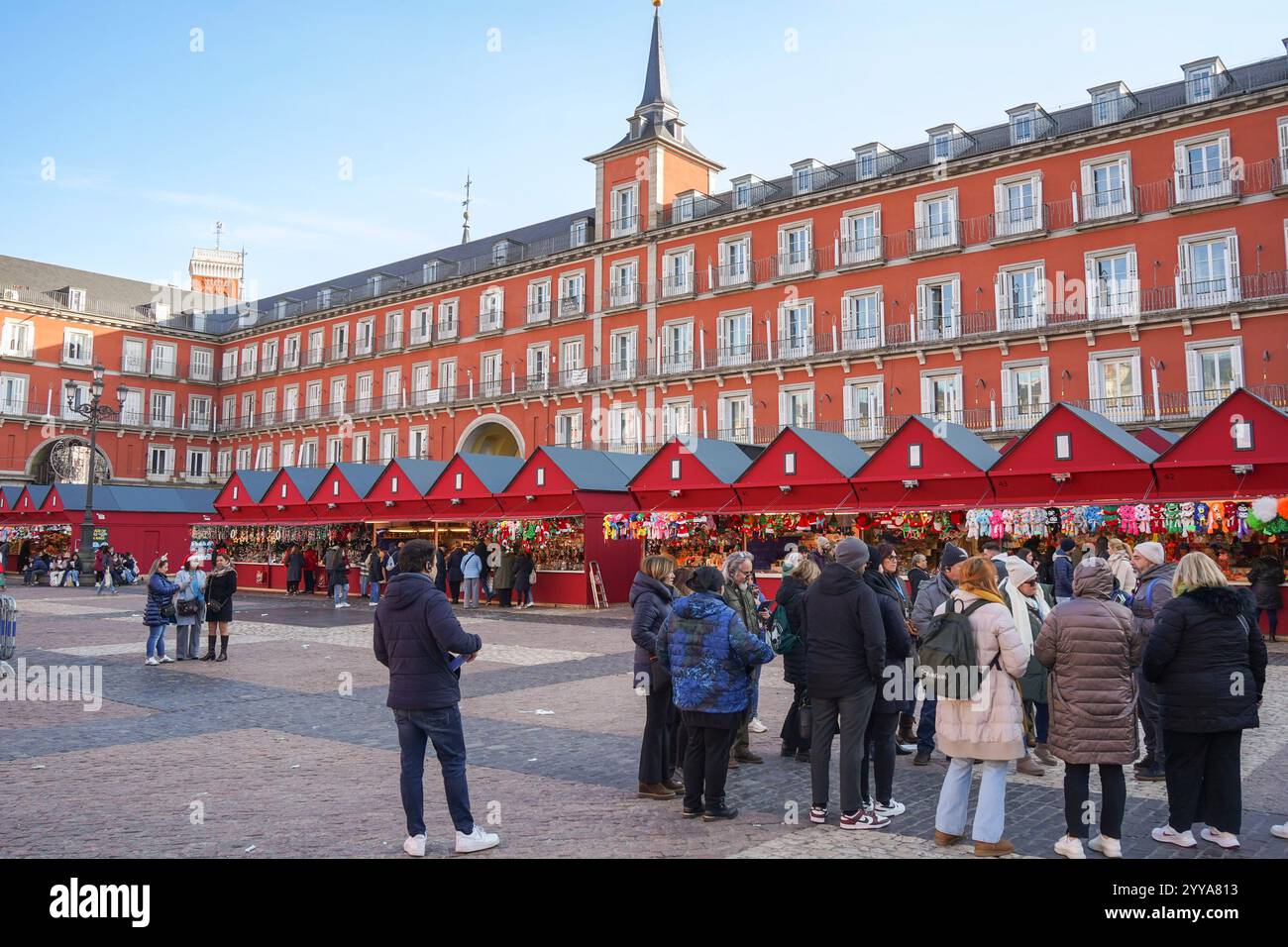 Plaza Mayor, marché de Noël, saison des fêtes, Madrid, Espagne, décembre 2024 Banque D'Images