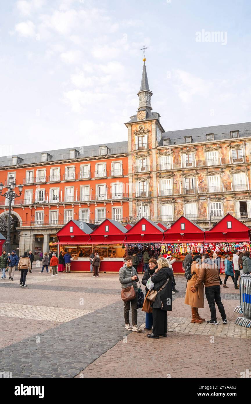 Plaza Mayor, marché de Noël, saison des fêtes, Madrid, Espagne, décembre 2024 Banque D'Images