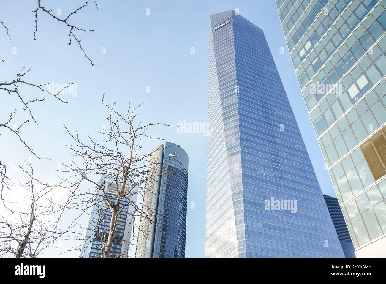 Torre de cristal Tour cristal, l'un des quatre gratte-ciel du quartier des affaires du Paseo de la Castellana, Madrid, Espagne Banque D'Images
