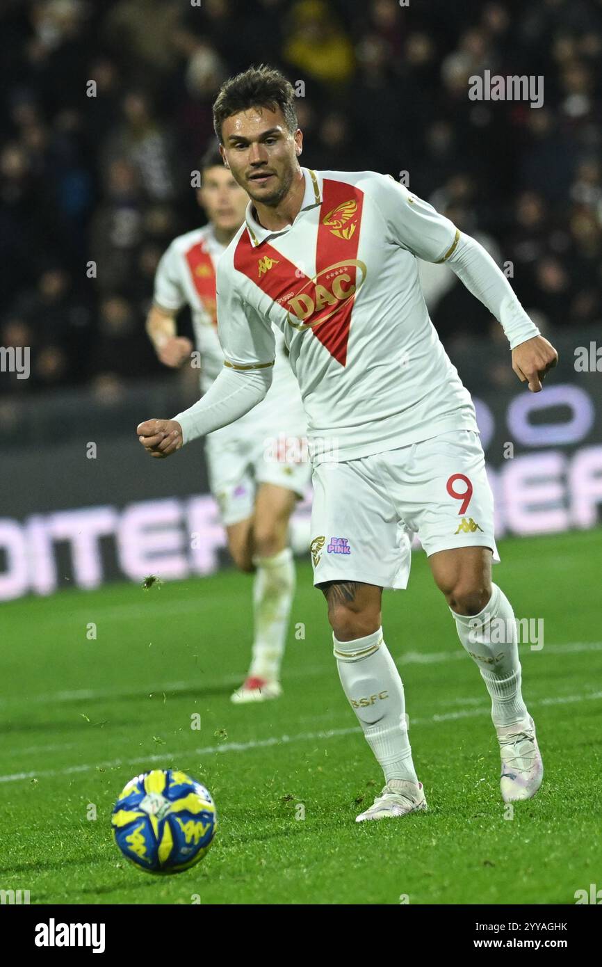 Salerne, Italie, 20 décembre,2024 Flavio Bianchi de Brescia Calcio en action lors de la Serie B BKT entre US Salernitana 1919 vs Brescia Calcio :Agostino Gemito/ Alamy Live News Banque D'Images