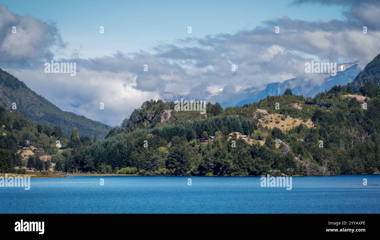 Montagnes et lacs du sud du Chili Banque D'Images