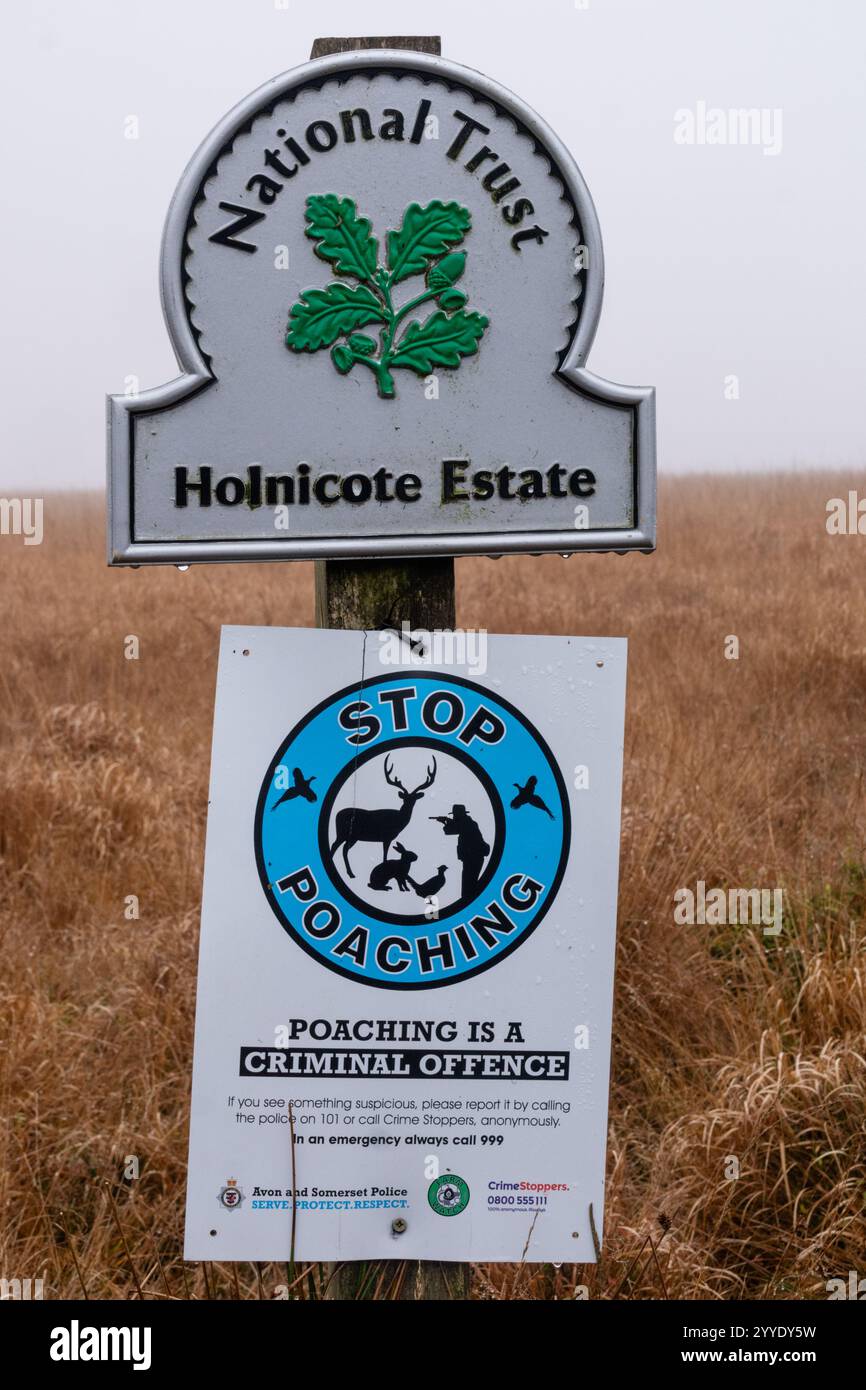 Panneau anti braconnage, Parc national Exmoor, Somerset, Angleterre, Royaume-Uni Banque D'Images