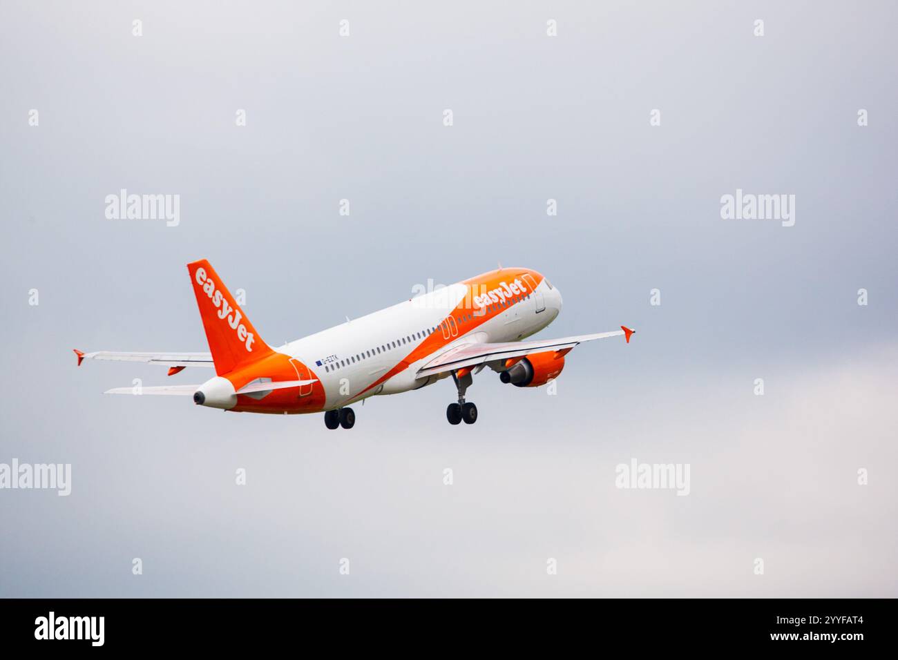 G-EZTK. Airbus A320-214 EasyJet London Stansted UK 20-06-2018 Banque D'Images