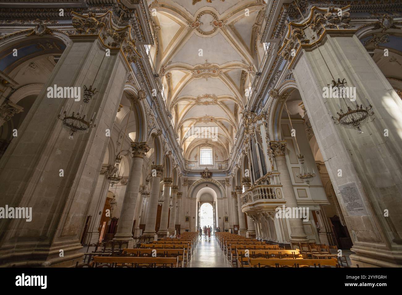 MODICA, ITALIE, 23 JUIN 2023 - intérieur de la cathédrale Saint-Georges à Modica, province de Raguse, Sicile, Italie Banque D'Images