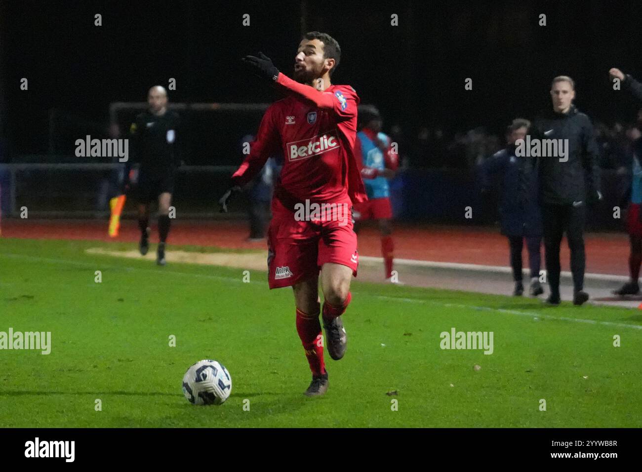 Belkacem Dali Amar de Quevilly-Rouen Métropole lors de la Coupe de France, manche du match de football 64 opposant les États-Unis ST Philbert de Grandlieu et Quevilly-Rouen Métropole le 22 décembre 2024 au stade Jean Léveillé à Challans, France - photo Laurent Lairys / DPPI Banque D'Images