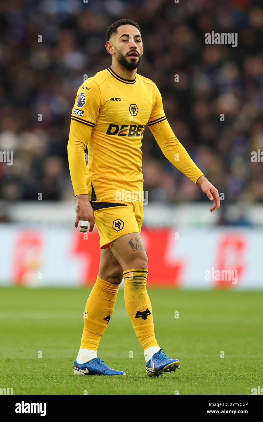 Wolverhampton, Royaume-Uni. 22 décembre 2024. Matheus Cunha des Wolves lors du match de Leicester City FC contre Wolverhampton Wanderers FC English premier League au Molineux Stadium, Wolverhampton, Angleterre, Royaume-Uni le 22 décembre 2024 Credit : Every second Media/Alamy Live News Banque D'Images