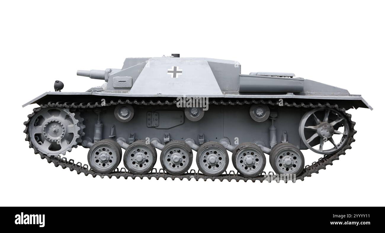 Le canon d'assaut StuG III, créé par la société Daimler-Benz sur la base de chars moyens T-III, en Allemagne. Isolé sur fond blanc Banque D'Images