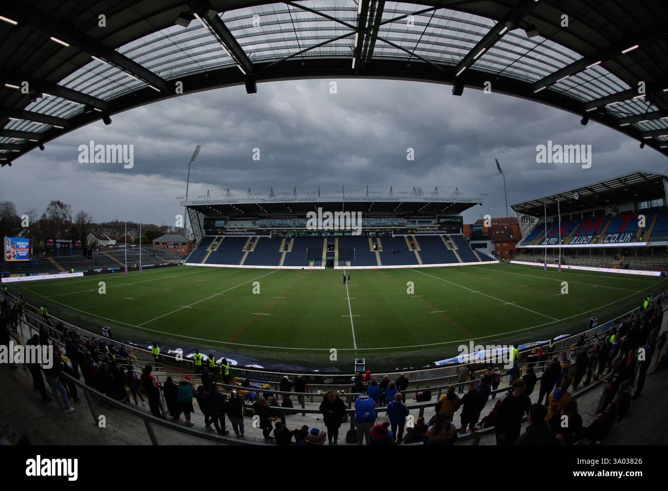 Leeds, Royaume-Uni. 02 mars 2025. AMT Headingley Rugby Stadium, Leeds, West Yorkshire, 2 février 2025. Betfred Super League Leeds Rhinos v Castleford Tigers vue générale du stade de rugby AMT Headingley crédit : Touchlinepics/Alamy Live News Banque D'Images
