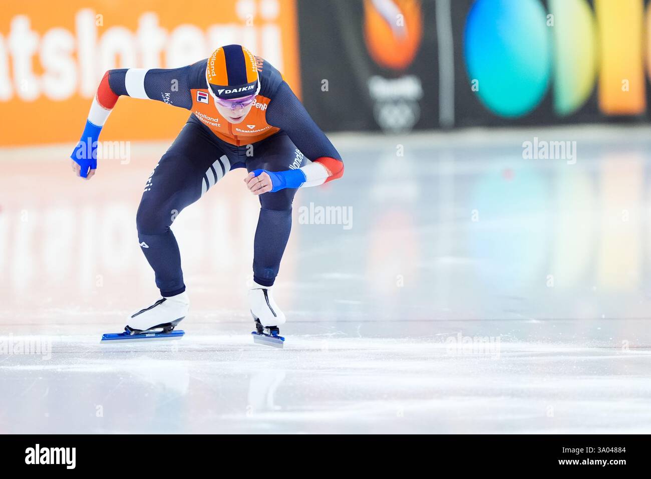 Heerenveen, pays-Bas. 02 mars 2025. HEERENVEEN, PAYS-BAS - 2 MARS : Dione Voskamp des pays-Bas pendant la Coupe du monde ISU de patinage de vitesse 6 au Thialf le 2 mars 2025 à Heerenveen, pays-Bas (photo par Andre Weening/Orange Pictures) crédit : Orange pics BV/Alamy Live News Banque D'Images