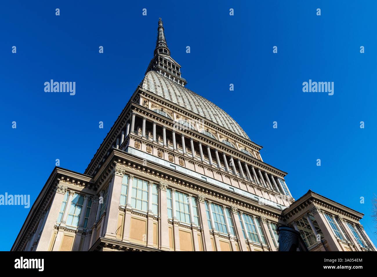 La mole Antonelliana, il abrite aujourd'hui le Musée National du Cinéma, à Turin ou Torino, Piémont, Italie Banque D'Images