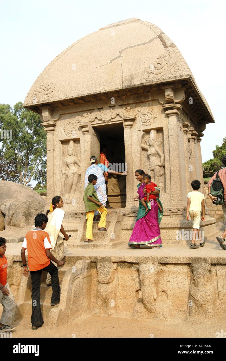 Cinq Rathas Pancha Rathas temple créé au VIIe siècle, Mahabalipuram Mamallapuram, Tamil Nadu, Inde, Asie Banque D'Images