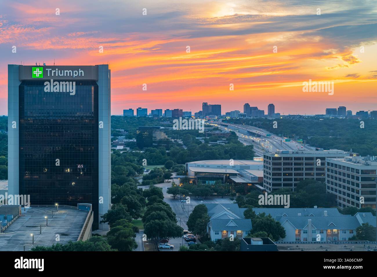 Texas, 7 juillet 2024 - vue en angle élevé du paysage urbain de Dallas Banque D'Images