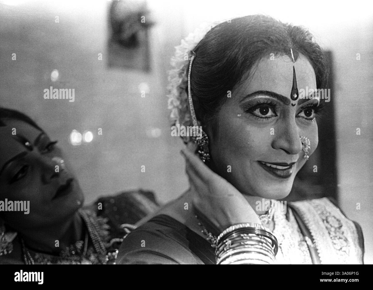 Lavani artiste, forme de danse traditionnelle, Modnib, Maharashtra, Inde NO MR Banque D'Images