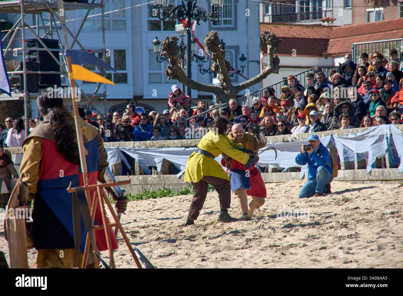 Baiona, Pontevedra, Espagne;2 mars 2025 : le festival Arribada à Baiona, Espagne, célèbre l'arrivée de la Pinta en 1493, le premier navire à apporter des nouvelles Banque D'Images