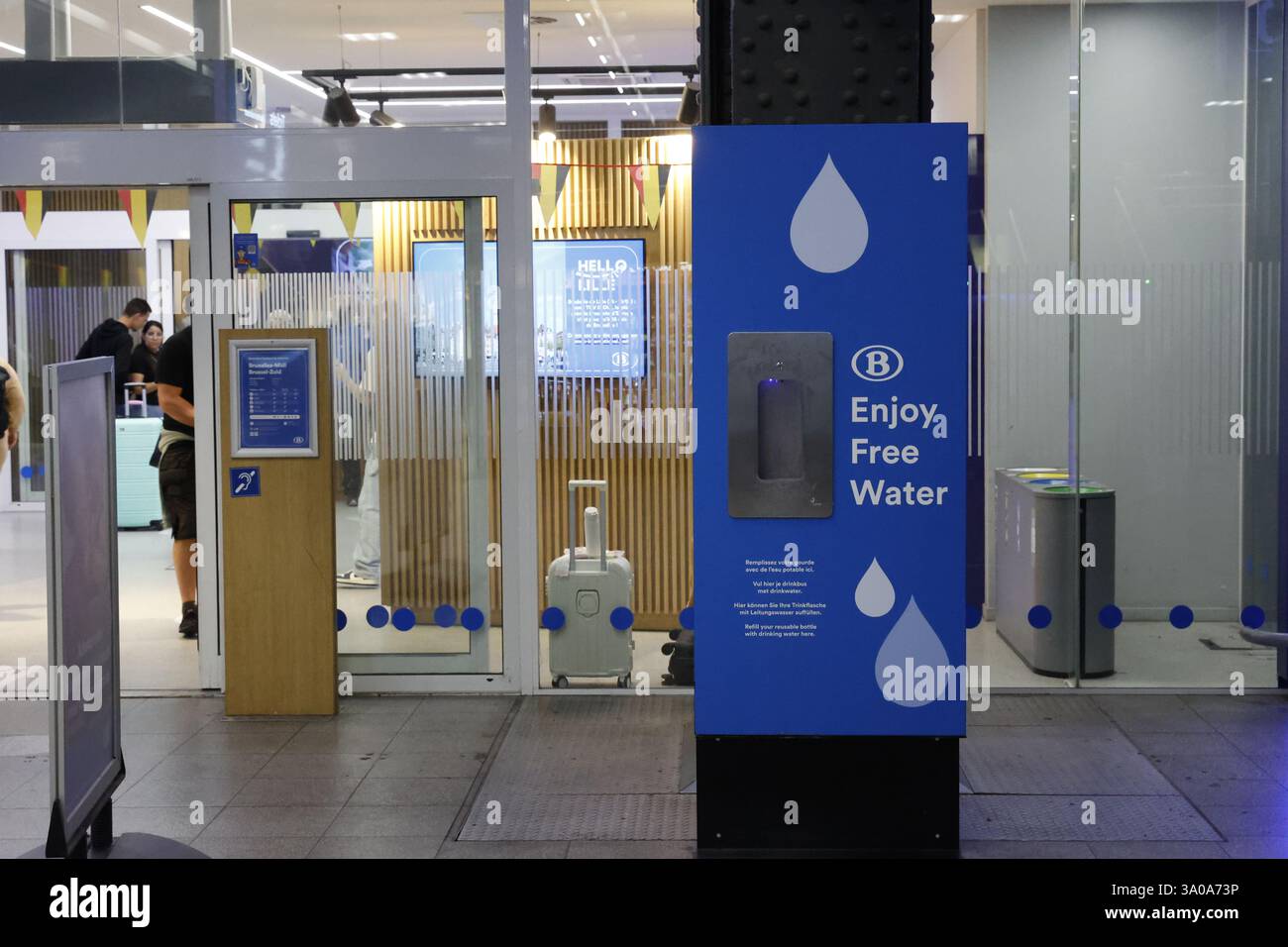 Station d'eau gratuite à la gare Banque D'Images