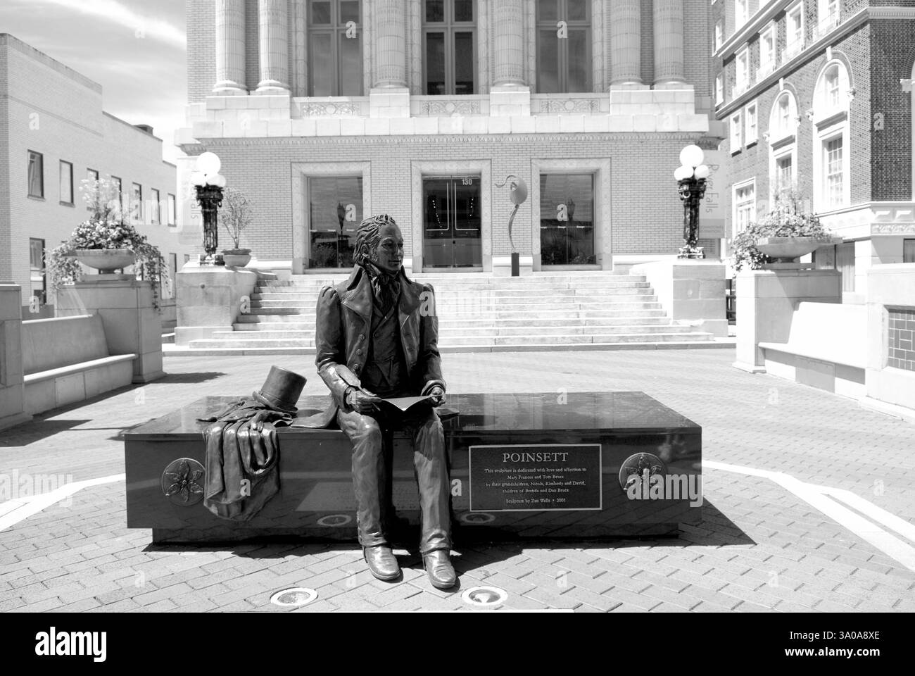 Statue de Joel Poinsett dans le centre-ville de Greenville, Caroline du Sud, États-Unis. Fondateur de l'institution nationale pour la promotion de la science. Banque D'Images